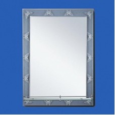 Зеркало 800 х 600 мм с полкой, декор - окантовка зеркальные бабочки (46757)